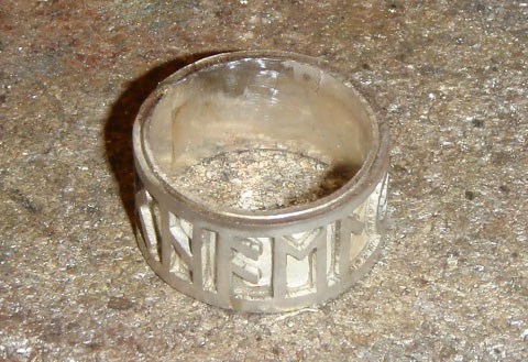 Rohbau eines Ringes mit anschließender Versäuberung